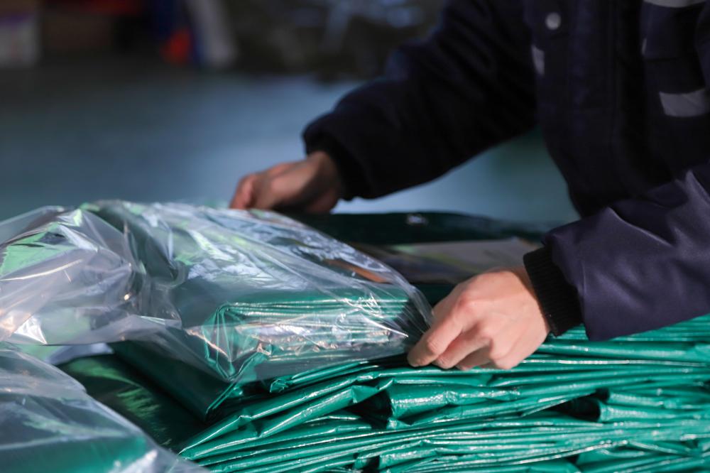 Heating The Edges of the PE Tarps