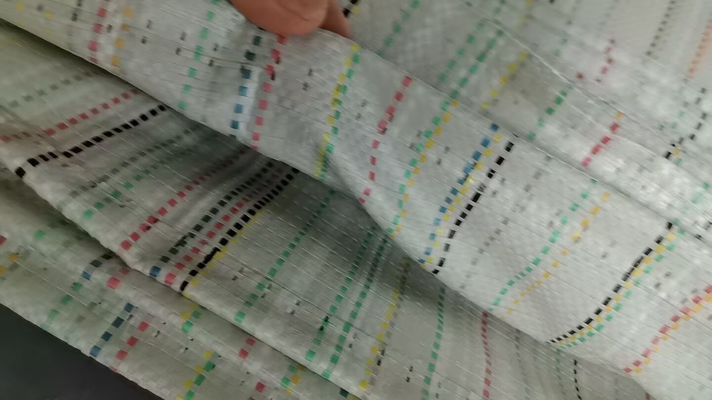 65gsm Colored PP Peanut Bags